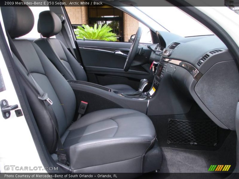 Arctic White / Black 2009 Mercedes-Benz E 350 Sedan