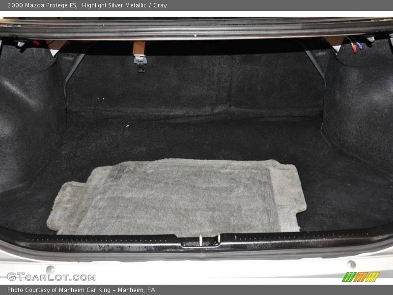 Highlight Silver Metallic / Gray 2000 Mazda Protege ES