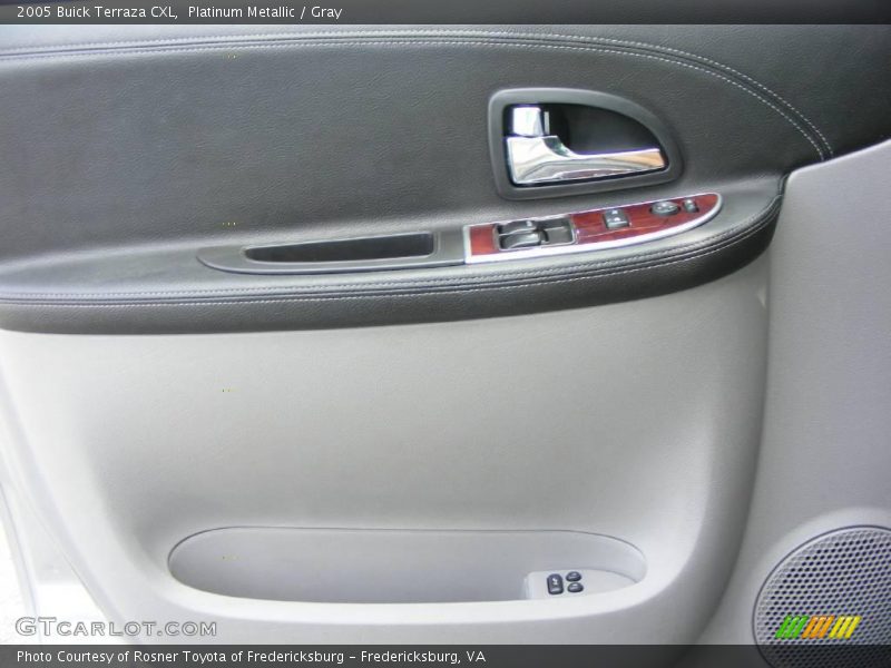 Platinum Metallic / Gray 2005 Buick Terraza CXL