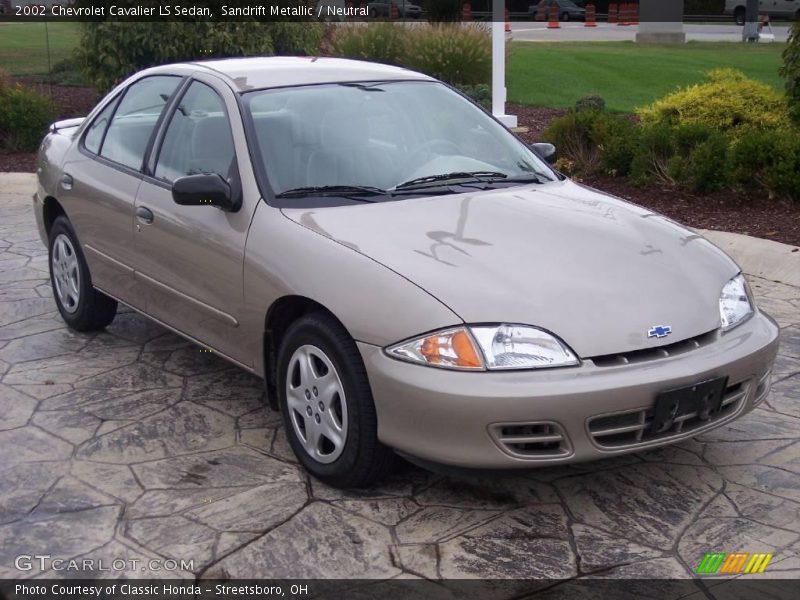 Sandrift Metallic / Neutral 2002 Chevrolet Cavalier LS Sedan