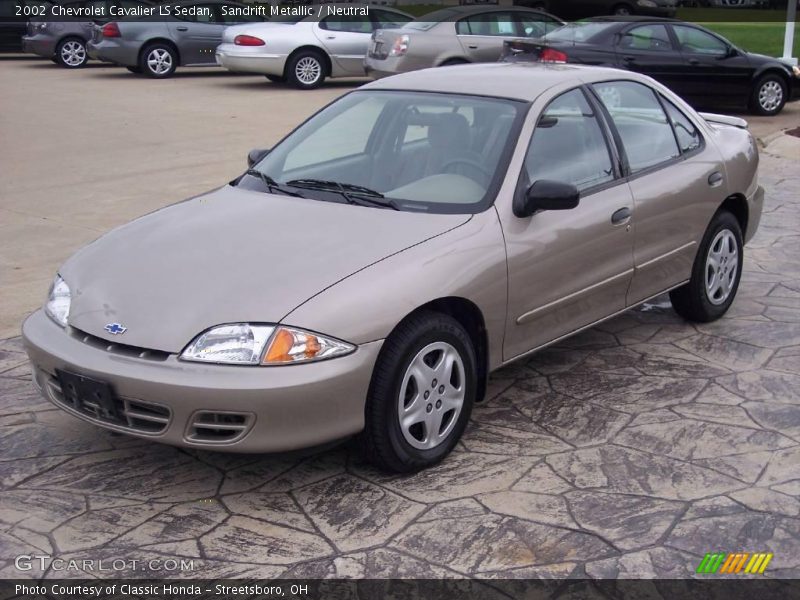 Sandrift Metallic / Neutral 2002 Chevrolet Cavalier LS Sedan