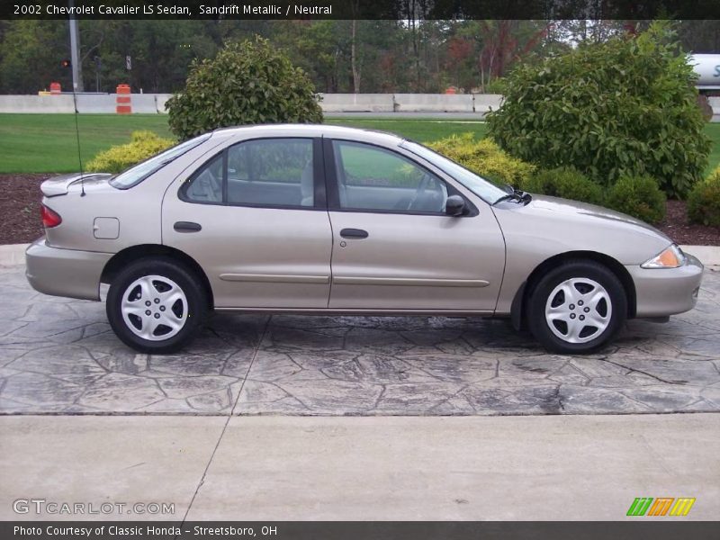 Sandrift Metallic / Neutral 2002 Chevrolet Cavalier LS Sedan