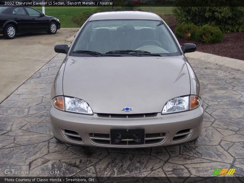 Sandrift Metallic / Neutral 2002 Chevrolet Cavalier LS Sedan