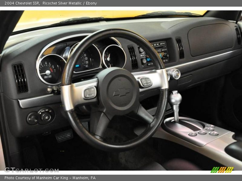 Ricochet Silver Metallic / Ebony 2004 Chevrolet SSR