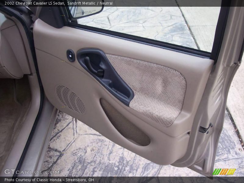 Sandrift Metallic / Neutral 2002 Chevrolet Cavalier LS Sedan