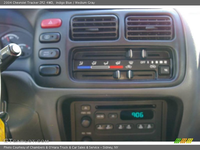 Indigo Blue / Medium Gray 2004 Chevrolet Tracker ZR2 4WD