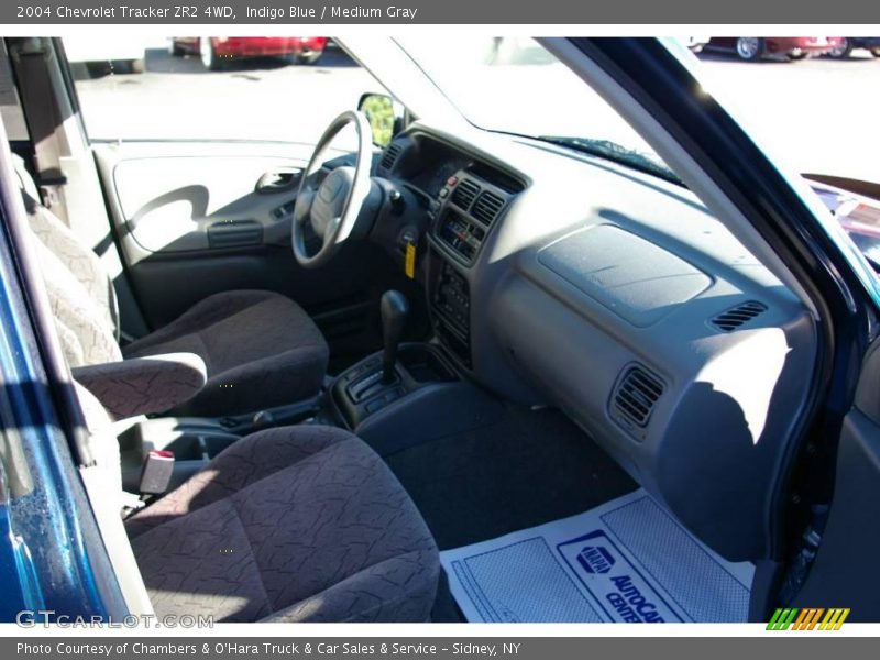 Indigo Blue / Medium Gray 2004 Chevrolet Tracker ZR2 4WD