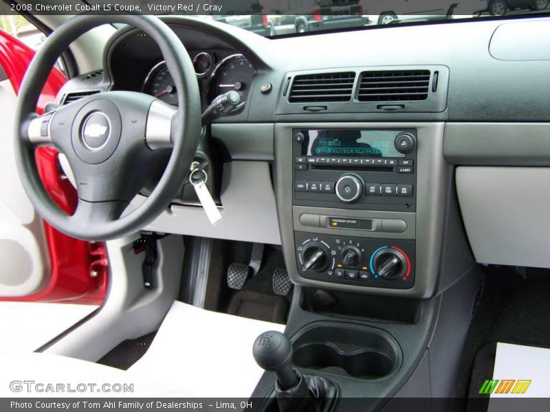 Victory Red / Gray 2008 Chevrolet Cobalt LS Coupe
