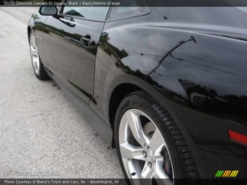 Black / Black/Inferno Orange 2010 Chevrolet Camaro SS Coupe