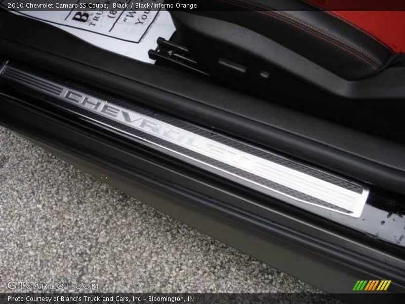 Black / Black/Inferno Orange 2010 Chevrolet Camaro SS Coupe