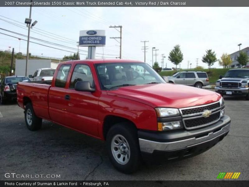 Victory Red / Dark Charcoal 2007 Chevrolet Silverado 1500 Classic Work Truck Extended Cab 4x4