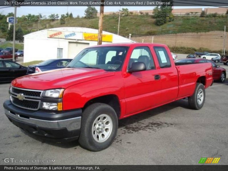 Victory Red / Dark Charcoal 2007 Chevrolet Silverado 1500 Classic Work Truck Extended Cab 4x4