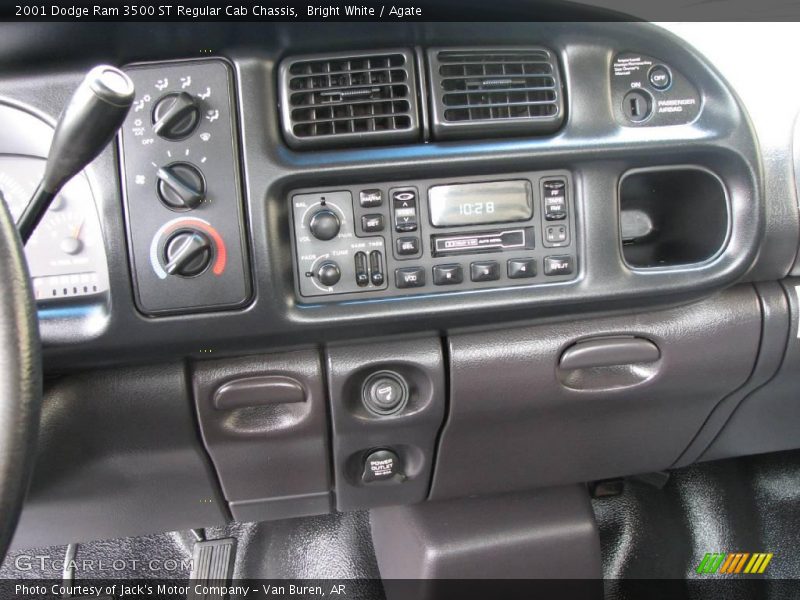 Bright White / Agate 2001 Dodge Ram 3500 ST Regular Cab Chassis