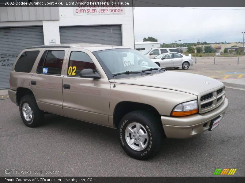 Light Almond Pearl Metallic / Taupe 2002 Dodge Durango Sport 4x4