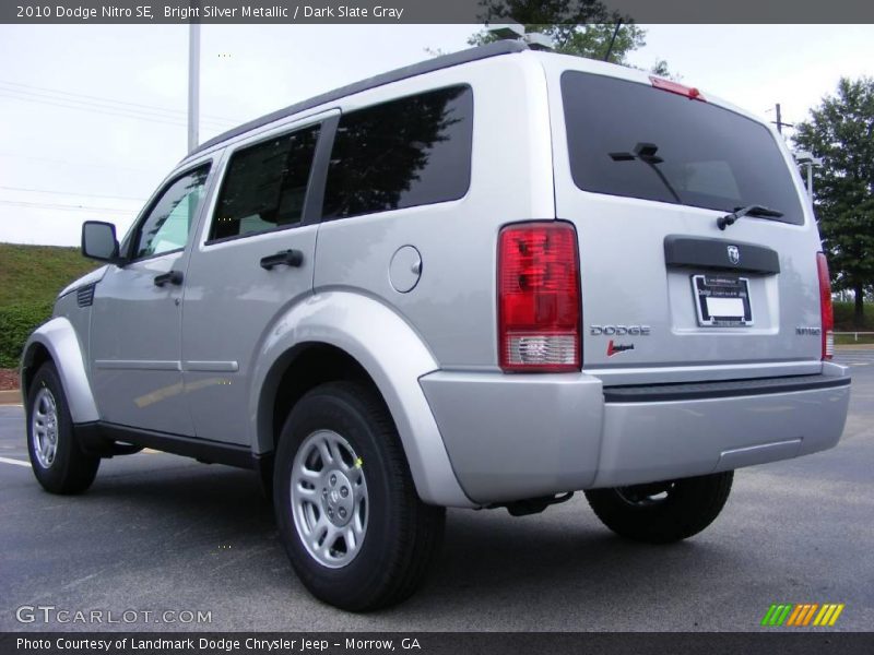 Bright Silver Metallic / Dark Slate Gray 2010 Dodge Nitro SE