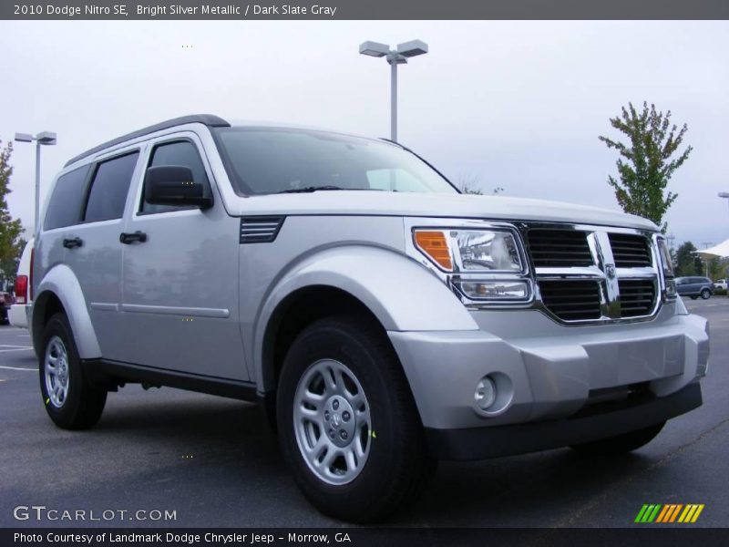 Bright Silver Metallic / Dark Slate Gray 2010 Dodge Nitro SE