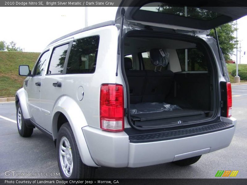 Bright Silver Metallic / Dark Slate Gray 2010 Dodge Nitro SE