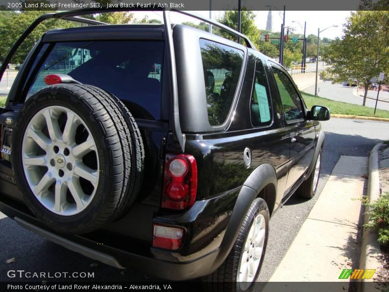 Java Black Pearl / Ash Black 2005 Land Rover Freelander SE3