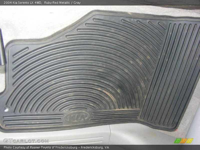 Ruby Red Metallic / Gray 2004 Kia Sorento LX 4WD