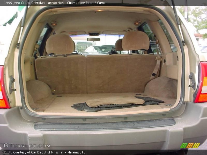 Champagne Pearl / Camel 1999 Jeep Grand Cherokee Laredo 4x4