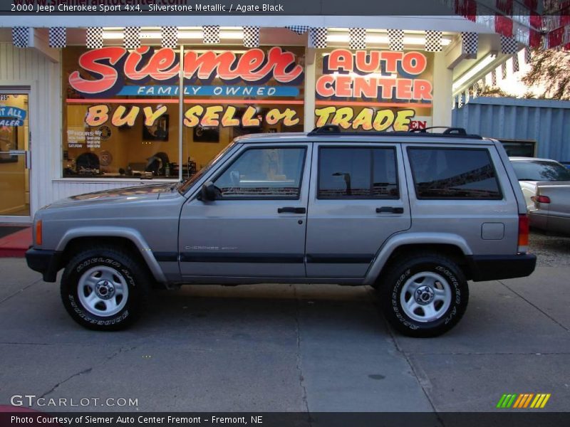 Silverstone Metallic / Agate Black 2000 Jeep Cherokee Sport 4x4