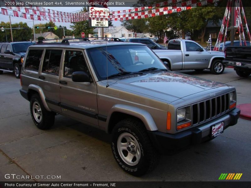 Silverstone Metallic / Agate Black 2000 Jeep Cherokee Sport 4x4