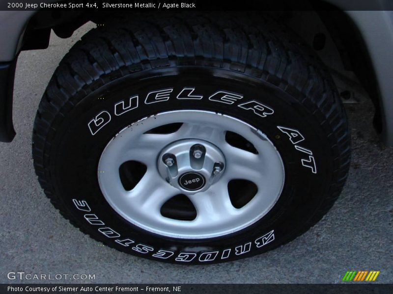 Silverstone Metallic / Agate Black 2000 Jeep Cherokee Sport 4x4