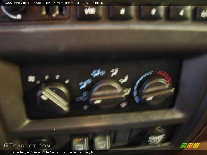 Silverstone Metallic / Agate Black 2000 Jeep Cherokee Sport 4x4