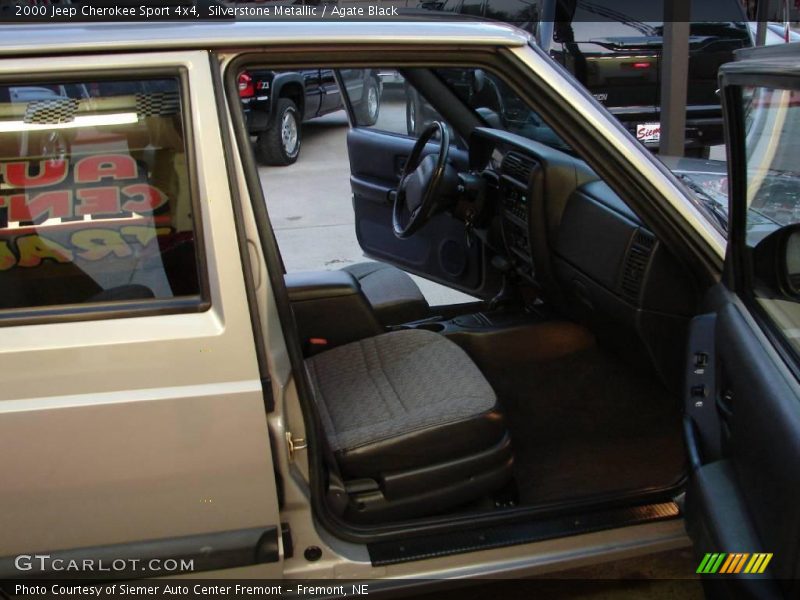 Silverstone Metallic / Agate Black 2000 Jeep Cherokee Sport 4x4
