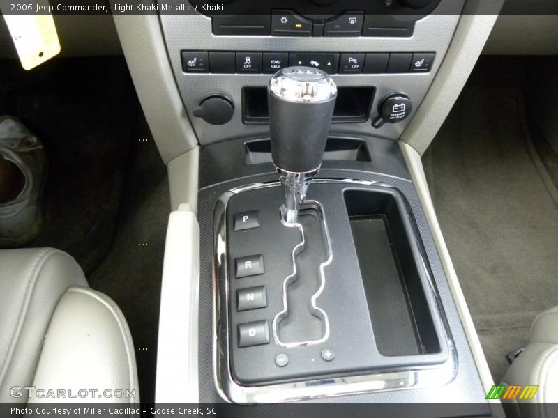 Light Khaki Metallic / Khaki 2006 Jeep Commander