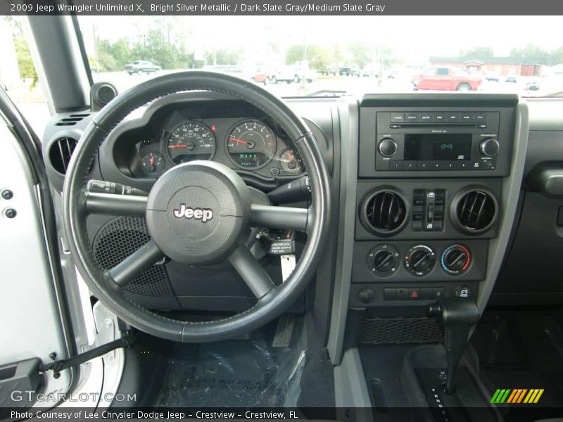 Bright Silver Metallic / Dark Slate Gray/Medium Slate Gray 2009 Jeep Wrangler Unlimited X
