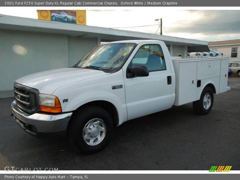 Oxford White / Medium Graphite 2001 Ford F250 Super Duty XL Regular Cab Commercial Chassis