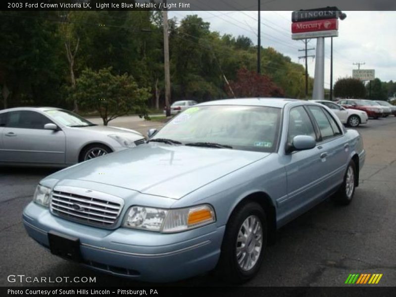 Light Ice Blue Metallic / Light Flint 2003 Ford Crown Victoria LX