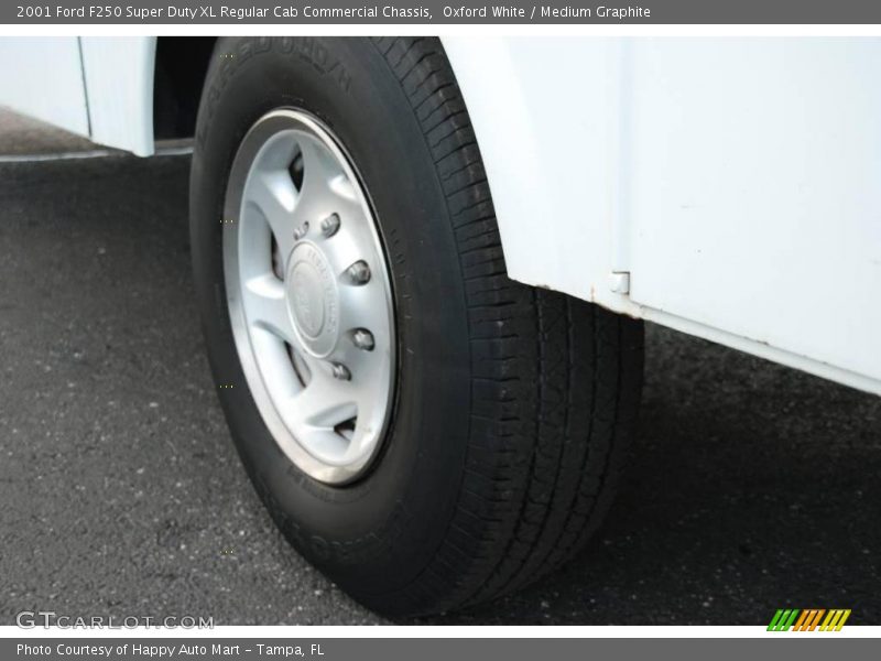 Oxford White / Medium Graphite 2001 Ford F250 Super Duty XL Regular Cab Commercial Chassis