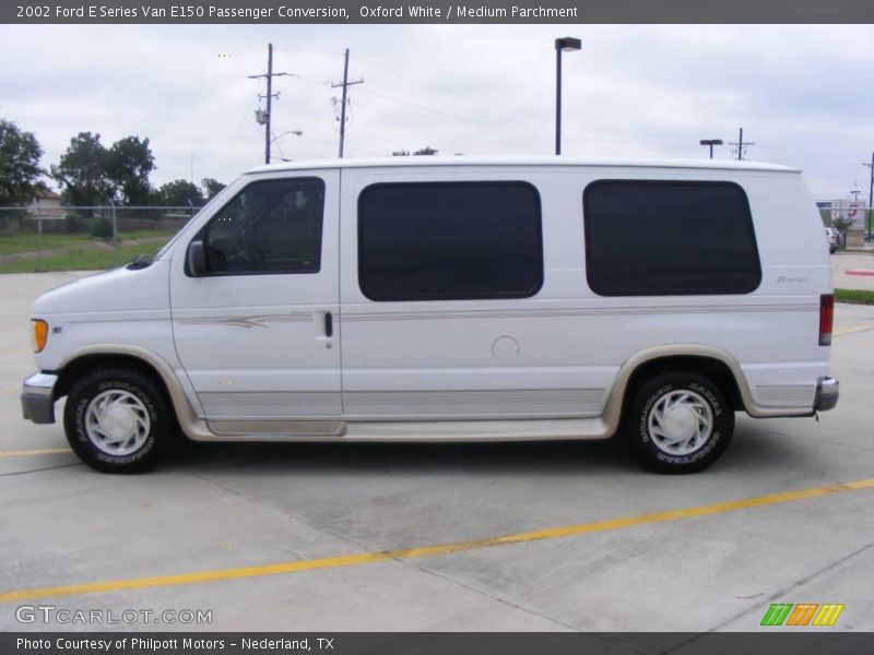 Oxford White / Medium Parchment 2002 Ford E Series Van E150 Passenger Conversion