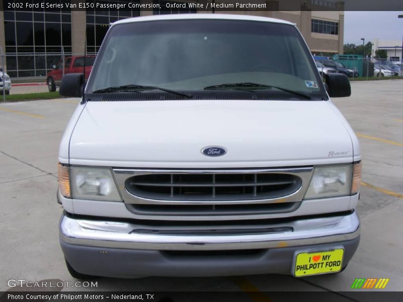Oxford White / Medium Parchment 2002 Ford E Series Van E150 Passenger Conversion