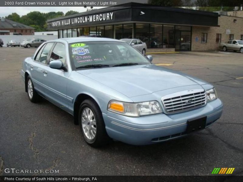 Light Ice Blue Metallic / Light Flint 2003 Ford Crown Victoria LX