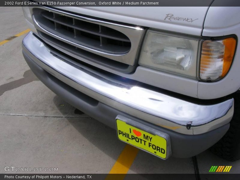Oxford White / Medium Parchment 2002 Ford E Series Van E150 Passenger Conversion