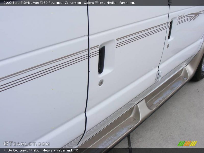 Oxford White / Medium Parchment 2002 Ford E Series Van E150 Passenger Conversion