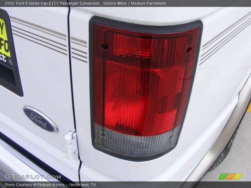 Oxford White / Medium Parchment 2002 Ford E Series Van E150 Passenger Conversion