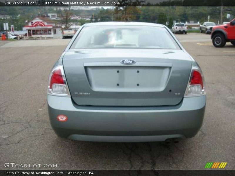 Titanium Green Metallic / Medium Light Stone 2006 Ford Fusion SE