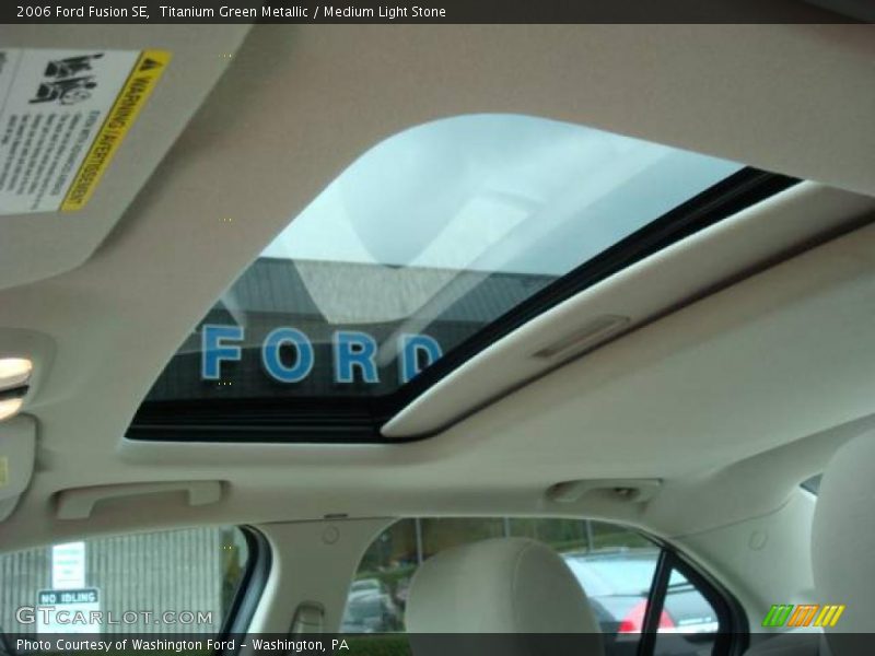 Titanium Green Metallic / Medium Light Stone 2006 Ford Fusion SE