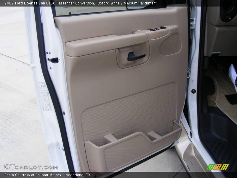Oxford White / Medium Parchment 2002 Ford E Series Van E150 Passenger Conversion