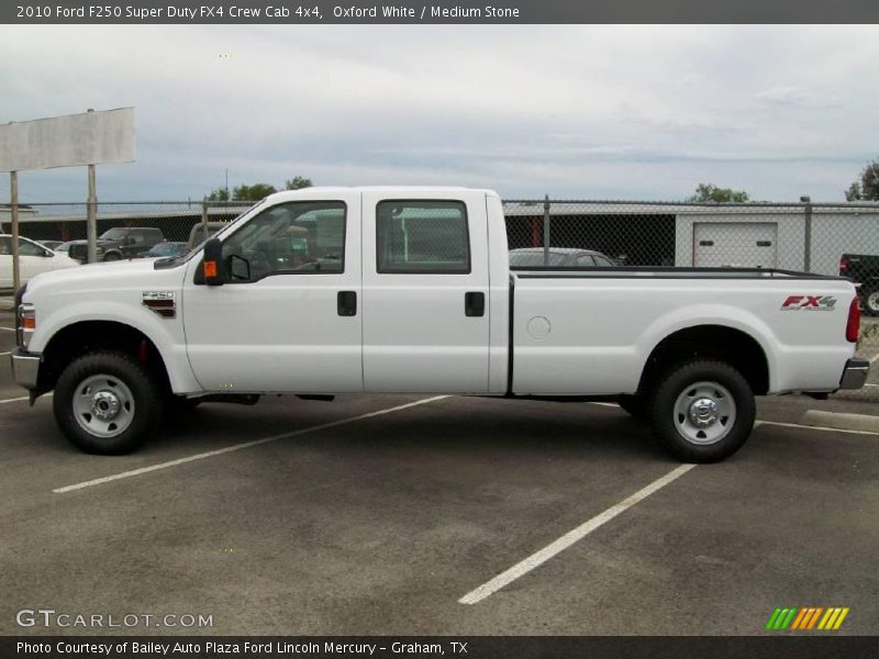 Oxford White / Medium Stone 2010 Ford F250 Super Duty FX4 Crew Cab 4x4