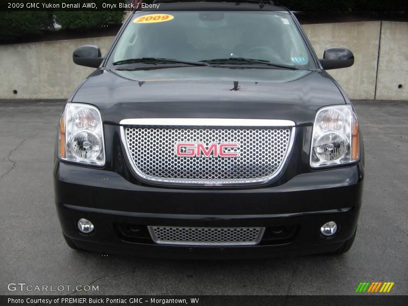 Onyx Black / Ebony 2009 GMC Yukon Denali AWD