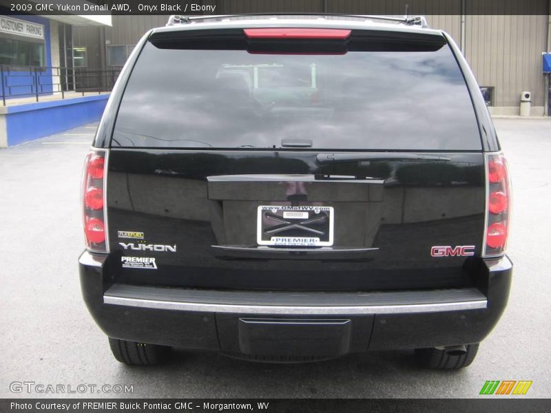 Onyx Black / Ebony 2009 GMC Yukon Denali AWD