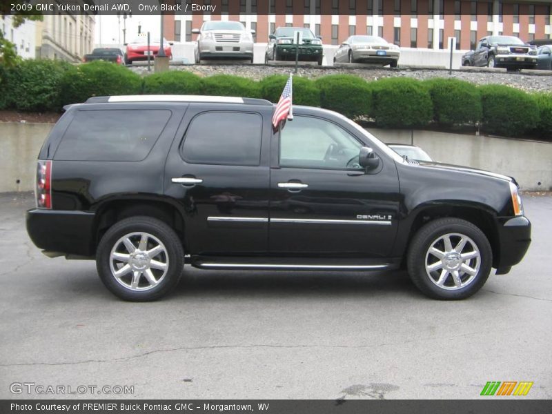 Onyx Black / Ebony 2009 GMC Yukon Denali AWD