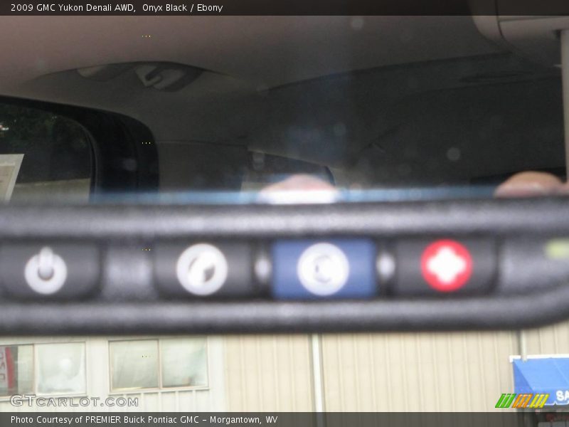 Onyx Black / Ebony 2009 GMC Yukon Denali AWD
