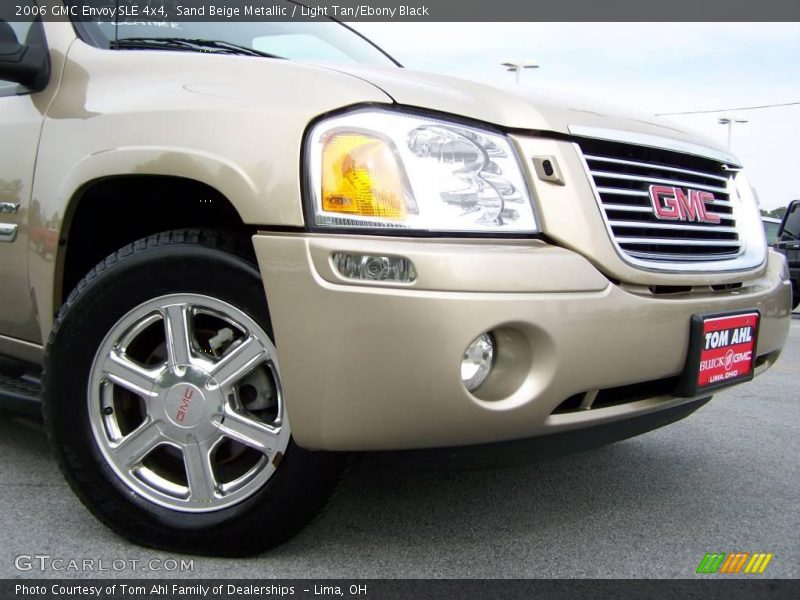 Sand Beige Metallic / Light Tan/Ebony Black 2006 GMC Envoy SLE 4x4