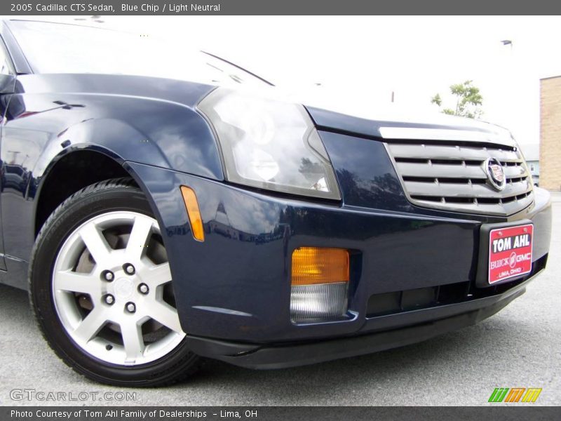 Blue Chip / Light Neutral 2005 Cadillac CTS Sedan
